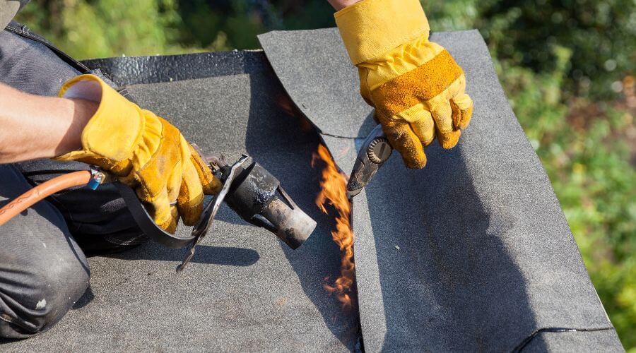 Professional flood damage restoration services in Lynn, AR